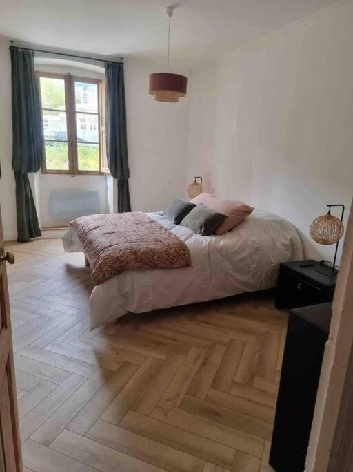 Appartement Au Coeur De La Ville Corte  Eksteriør bilde